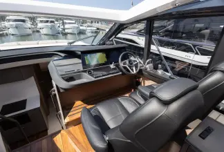 Thumbnail von Princess V50 V50960 - 3 CABIN DECK VERSION