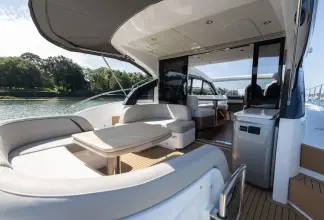 Thumbnail von Princess V50 V50960 - 3 CABIN DECK VERSION