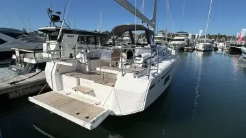 Thumbnail von Bavaria C38 SUMMER SPECIAL OFFER 225000012 - C38