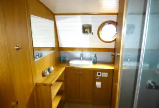 Thumbnail von Viking River Cruisers 58 Wide Beam Bombay Sapphire