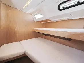 Thumbnail von Beneteau Oceanis 46.1 MR. WHITE