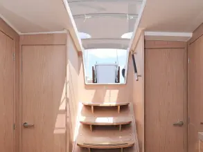 Thumbnail von Beneteau Oceanis 46.1 MR. WHITE
