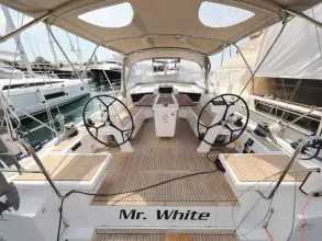 Thumbnail von Beneteau Oceanis 46.1 MR. WHITE