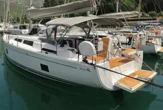 Hanse 418