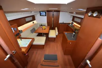 Thumbnail von Beneteau Oceanis 48