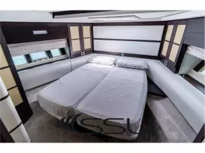 Thumbnail von Azimut 62 BARBA 3