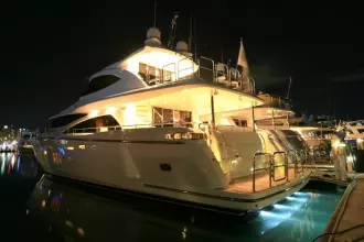 Thumbnail von Johnson 83 JOHNSON 83 FLYBRIDGE