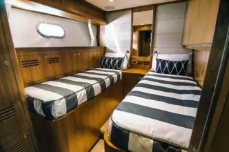 Thumbnail von Johnson 83 JOHNSON 83 FLYBRIDGE