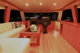 Thumbnail von Johnson 83 JOHNSON 83 FLYBRIDGE