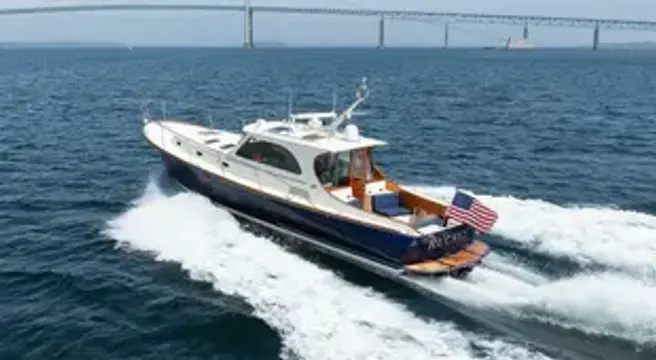 Hinckley Talaria 44