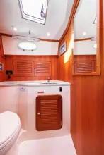 Thumbnail von Hinckley Talaria 44