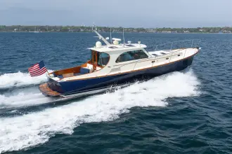 Thumbnail von Hinckley Talaria 44