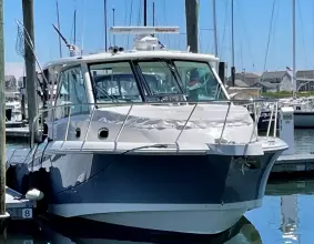Boston Whaler 345 Conquest