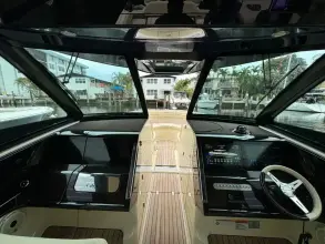 Thumbnail von Chris-Craft 35 Calypso