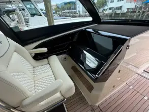 Thumbnail von Chris-Craft 35 Calypso