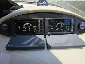 Thumbnail von Cruisers Yachts 3870 Express