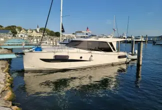 Thumbnail von Greenline 39 Hybrid Harbor Lights