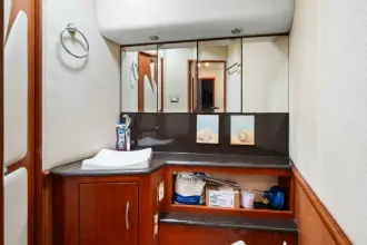 Thumbnail von Ovation Boats 52 Ours Is Prettier