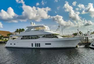 Ocean Alexander 85e Claire