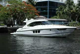 Cruisers Yachts 45 Cantius To The Moon And Back
