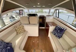 Thumbnail von Chris-Craft Commander 42 Red Boat