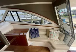 Thumbnail von Chris-Craft Commander 42 Red Boat