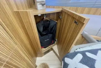 Thumbnail von Chris-Craft Commander 42 Red Boat