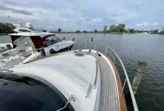 Thumbnail von Chris-Craft Commander 42 Red Boat
