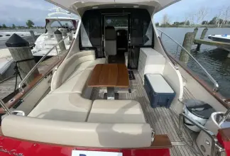 Thumbnail von Chris-Craft Commander 42 Red Boat