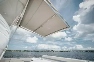 Thumbnail von Intrepid 475 Sport Yacht
