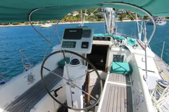Thumbnail von Oyster 45 Deck Saloon Iona Bess