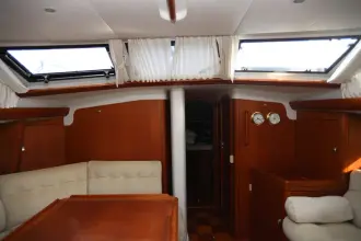 Thumbnail von Oyster 45 Deck Saloon Iona Bess