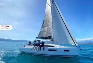 Thumbnail von Jeanneau Sun Odyssey 350