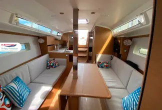 Thumbnail von Jeanneau Sun Odyssey 350