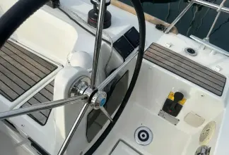 Thumbnail von Jeanneau Sun Odyssey 349 Venerable Penguin