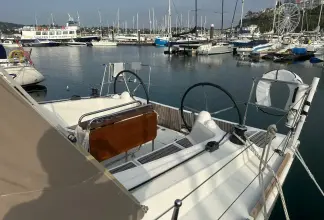 Thumbnail von Jeanneau Sun Odyssey 349 Venerable Penguin