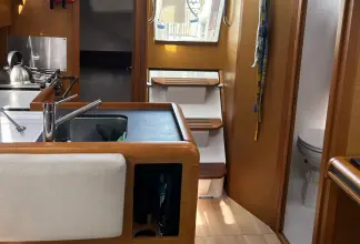 Thumbnail von Jeanneau Sun Odyssey 349 Venerable Penguin