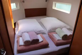 Thumbnail von Jeanneau Sun Odyssey 380 Bura Kiss