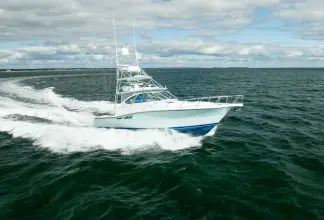 Thumbnail von Tiara Yachts 42