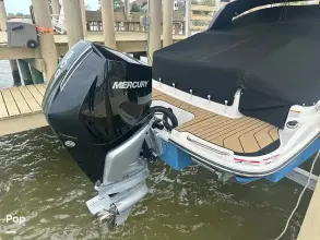 Thumbnail von Sea Ray SLX 260