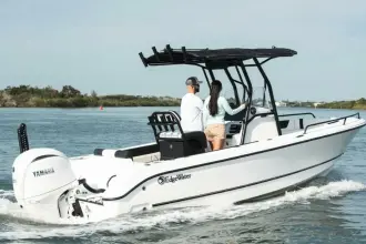 Edgewater 208 CC