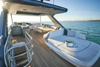 Thumbnail von Princess Y72 YachtQuarters Y72102