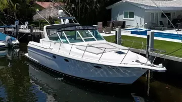 Thumbnail von Tiara Yachts 3500 Express