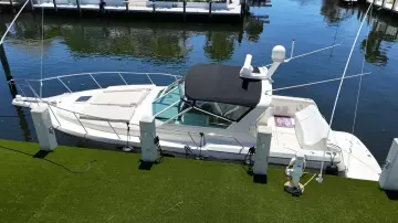 Thumbnail von Tiara Yachts 3500 Express