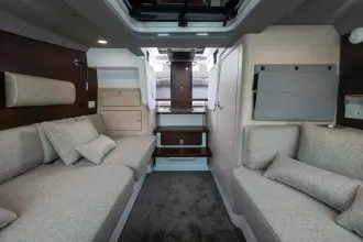 Thumbnail von Axopar 45 XC Cross Cabin Stock 5