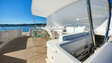 Thumbnail von Overmarine Mangusta 130 BLUE AZUR