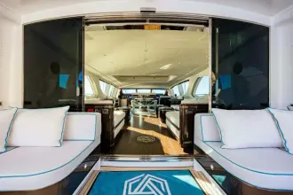 Thumbnail von Overmarine Mangusta 130 BLUE AZUR
