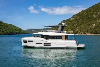 Thumbnail von Beneteau Grand Trawler  62 .