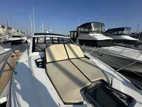 Thumbnail von Cruisers Yachts 390 Express Coupe LUX LIFE