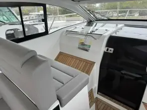 Thumbnail von Sealine S335V